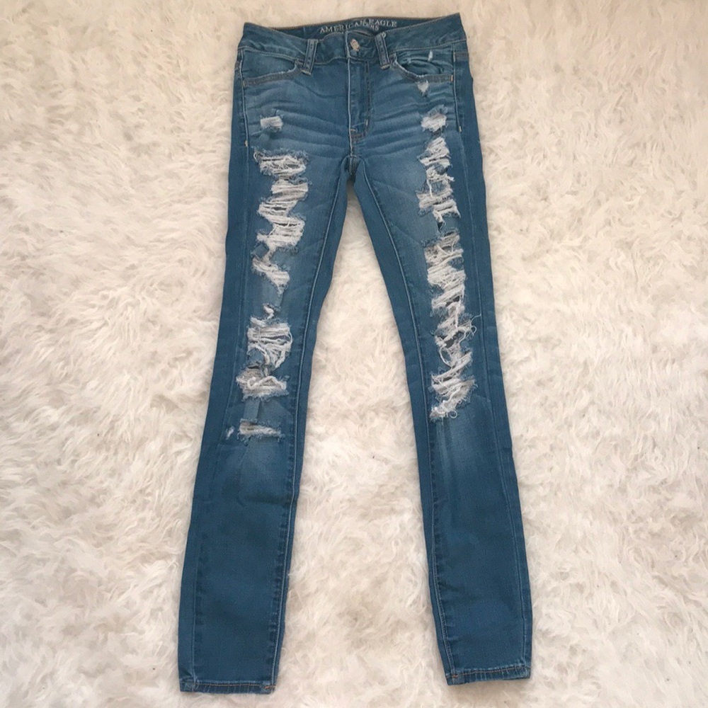 American Eagle Low-Rise Jeggings with Rips